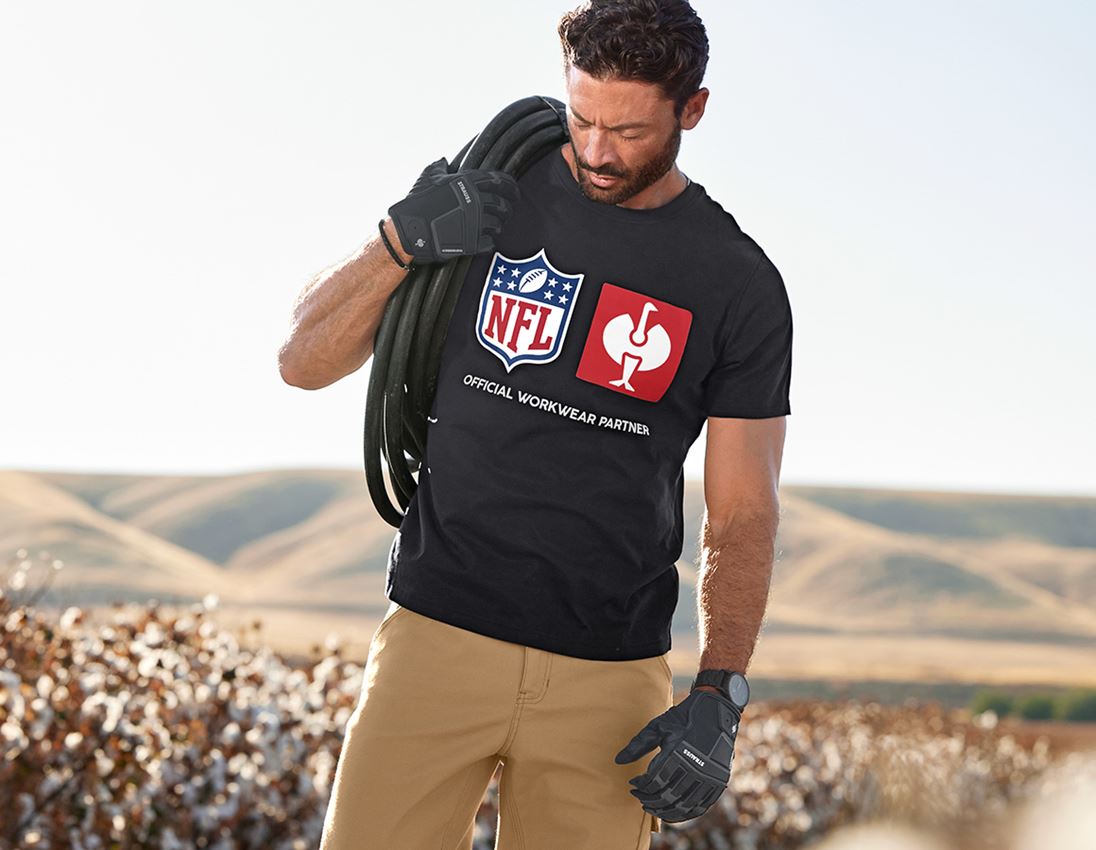 Collaborations: NFL T-Shirt cotton + black