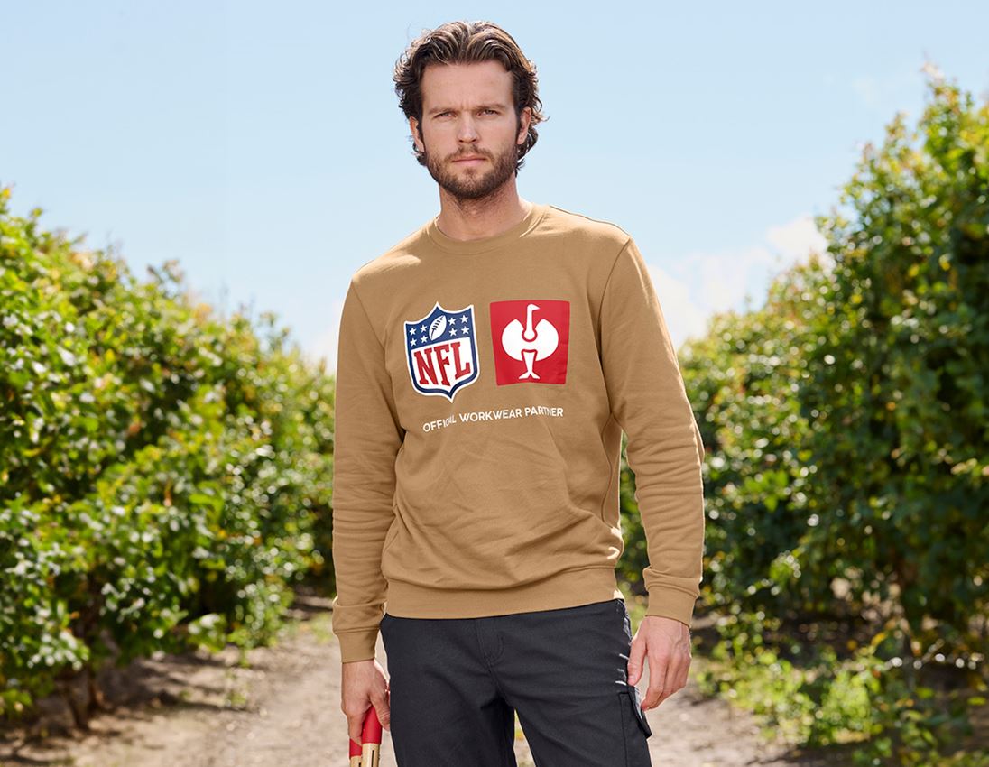 Collaborations: NFL Sweatshirt cotton + brun amande