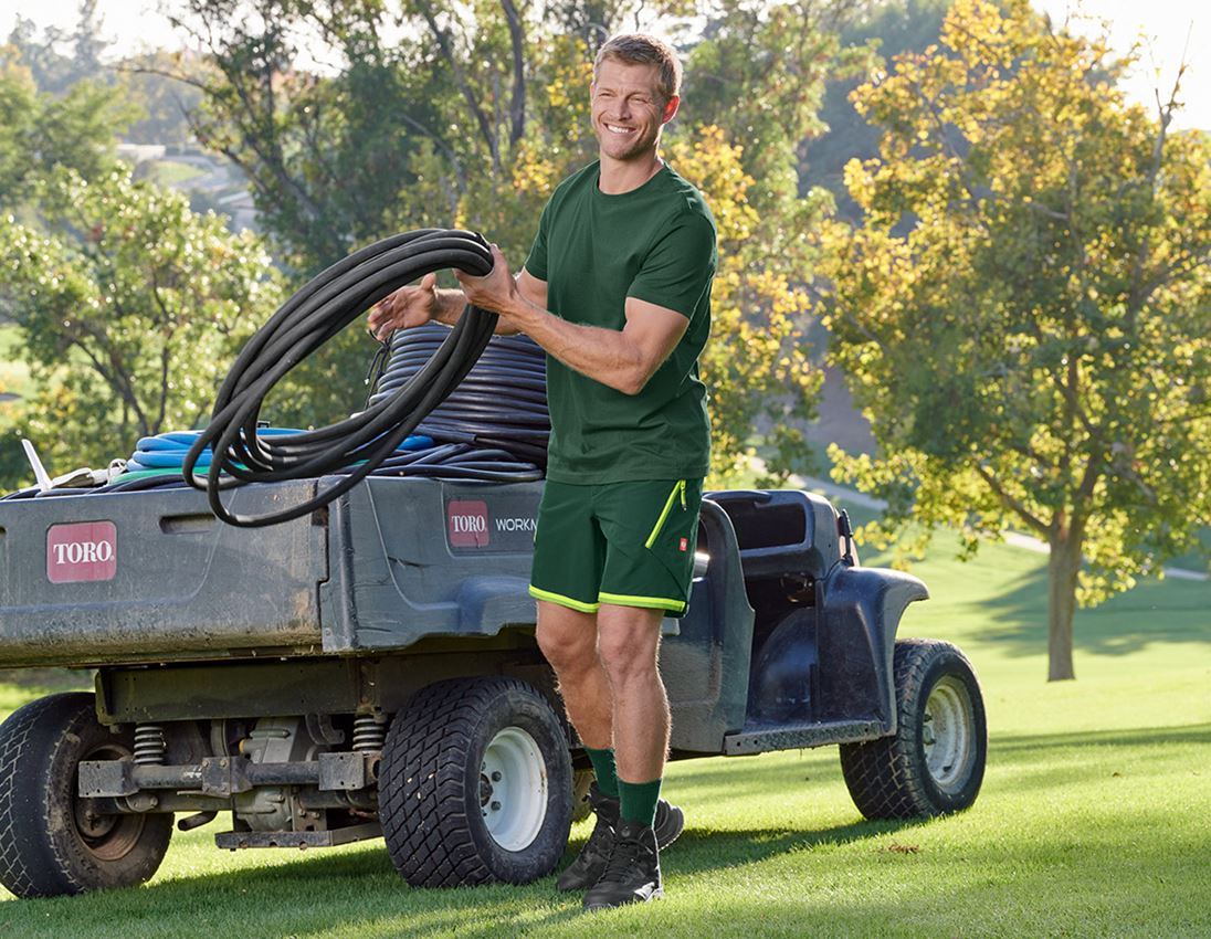 Work Trousers: Shorts e.s.ambition + green/high-vis yellow 1