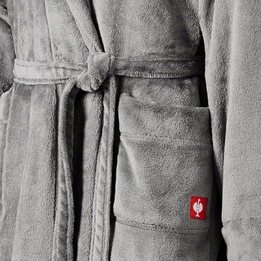 Accessories: e.s. Bathrobe + basaltgrey 2