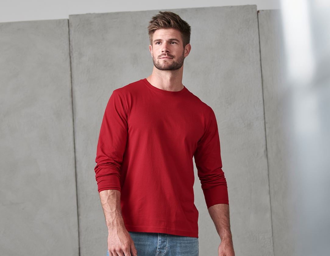 Thèmes: e.s. Longsleeve cotton + rouge